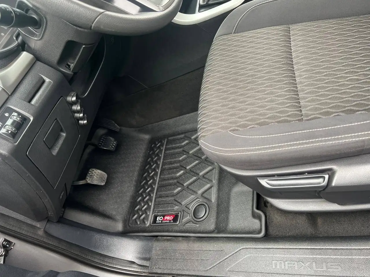 Pisos Calce Perfecto Premium- Maxus - T60 / T90 - 2019-2025 - Imagen 2